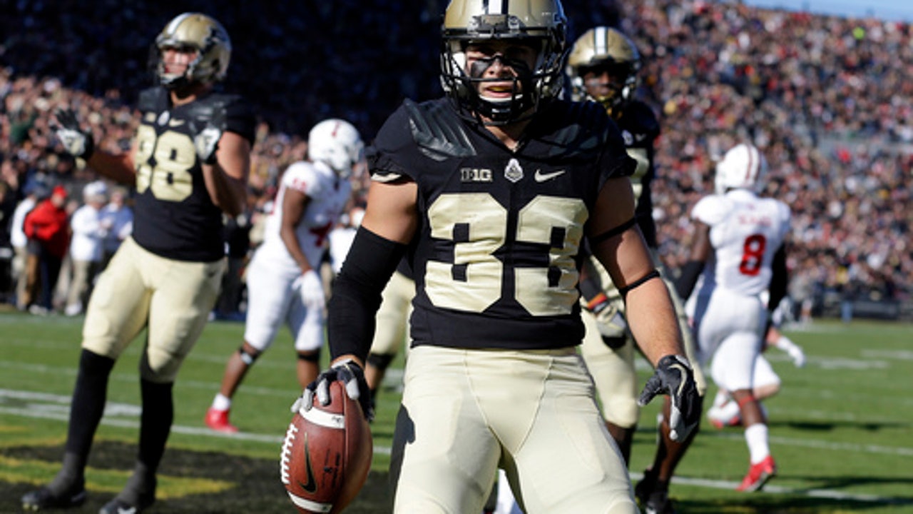 Bowl-bound Boilermakers take back Bucket by beating Indiana (Nov 25, 2017)